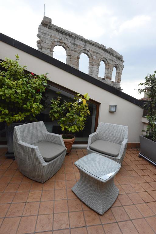 Apartament La Terrazza Sull'Arena Werona Zewnętrze zdjęcie