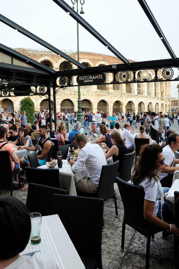 Apartament La Terrazza Sull'Arena Werona Zewnętrze zdjęcie